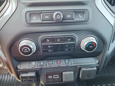 New 2025 GMC Sierra 2500 Pro w/ Convenience Package image 15