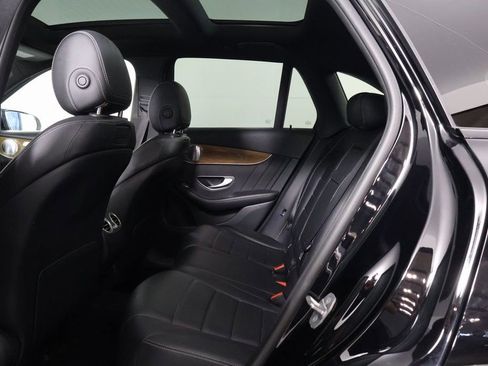 Used 2018 Mercedes-Benz GLC 300 image 11