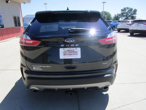 Used 2023 Ford Edge Titanium w/ Cargo Accessory Package AWD/4WD image 8