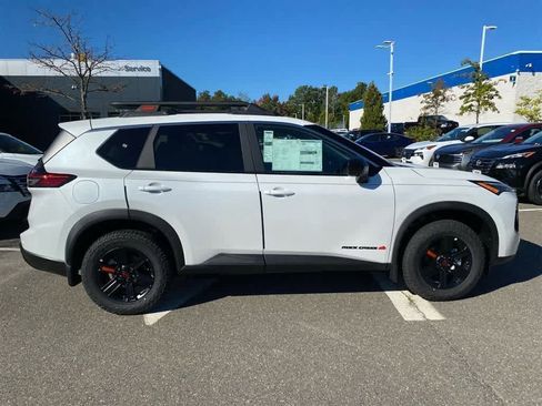 New 2026 Nissan Rogue SV image 8