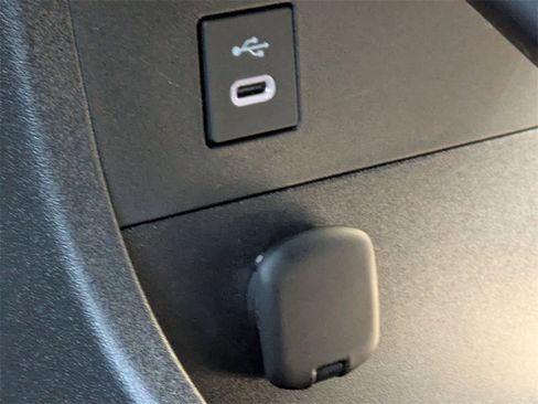 New 2026 Subaru Solterra image 26