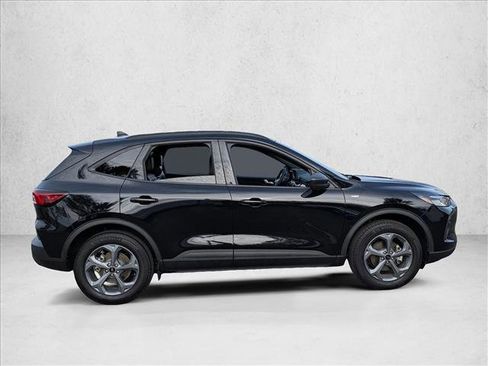 Used 2025 Ford Escape ST-Line image 4