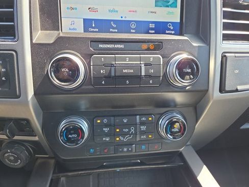 Used 2021 Ford F450 Platinum w/ FX4 Off-Road Package AWD/4WD image 18