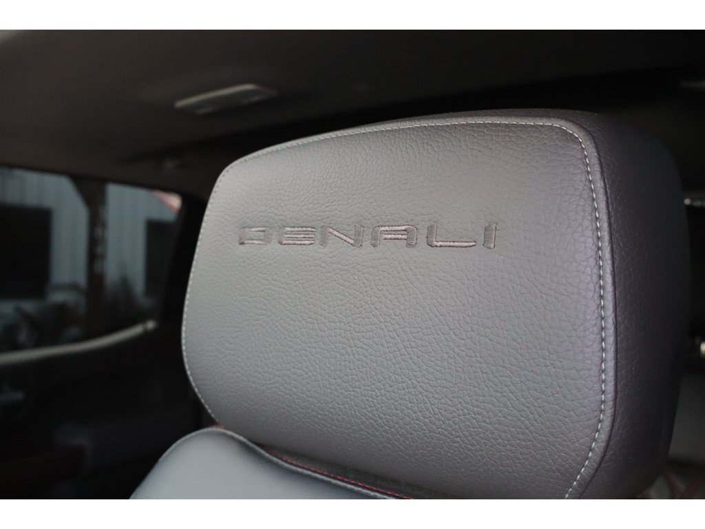 Used 2020 GMC Sierra 1500 Denali w/ Denali Ultimate Package AWD/4WD image 20