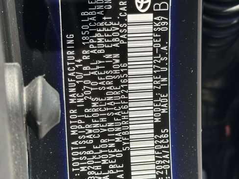 Used 2015 Toyota Corolla S FWD image 27