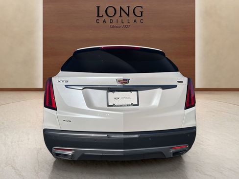 Certified 2025 Cadillac XT5 Premium Luxury image 4