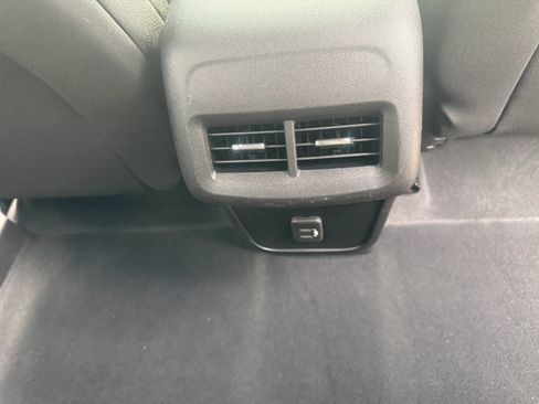 Used 2022 Chevrolet Equinox LT FWD image 26
