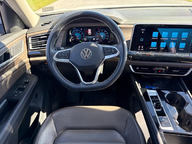 Used 2024 Volkswagen Atlas SEL AWD/4WD image 20