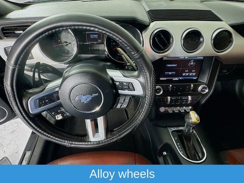 Used 2015 Ford Mustang Premium image 13