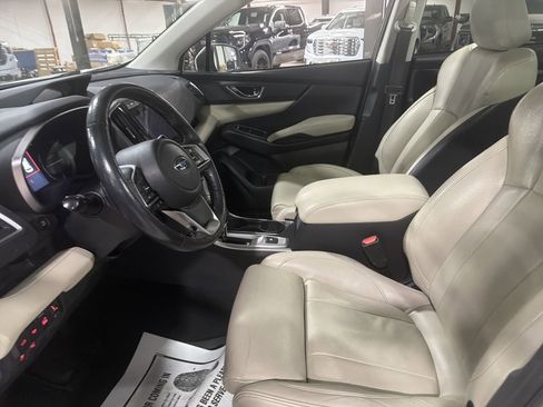 Used 2021 Subaru Ascent Limited w/ Technology Package image 16