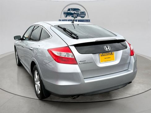 Used 2010 Honda Crosstour EX image 3