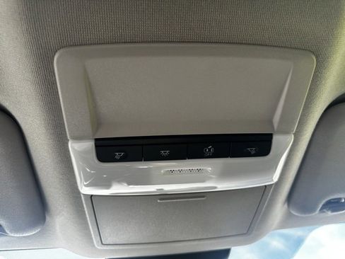 New 2025 Nissan Sentra SR w/ Midnight Edition image 29