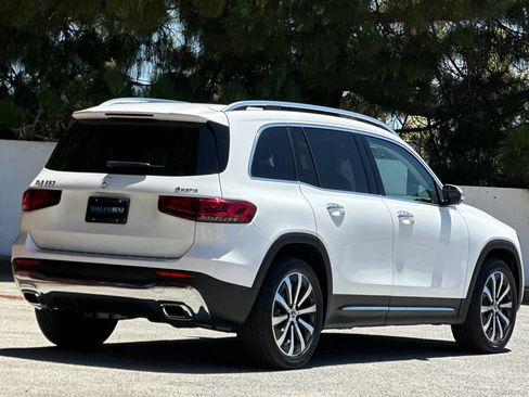 Certified 2023 Mercedes-Benz GLB 250 4MATIC image 5