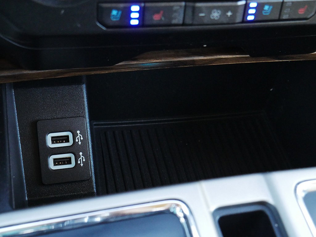 Used 2018 Ford F150 Lariat w/ Equipment Group 502A Luxury AWD/4WD image 52