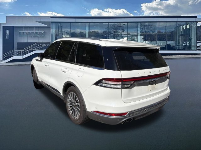 Used 2023 Lincoln Aviator Reserve w/ Equipment Group 201A RWD image 7