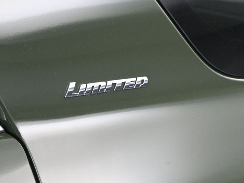 Certified 2022 Toyota 4Runner Limited AWD/4WD image 22