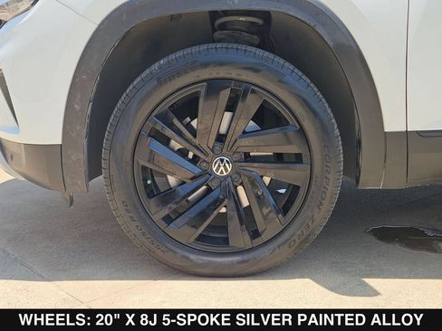 Used 2023 Volkswagen Atlas Cross Sport SE AWD/4WD image 36