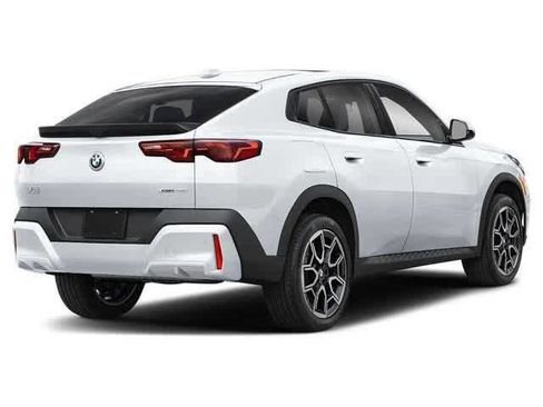 New 2026 BMW X2 xDrive28i w/ Convenience Package AWD/4WD image 2