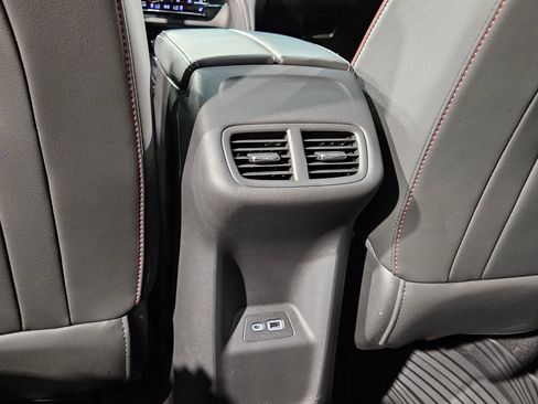 Used 2022 Buick Envision Essence w/ Technology Package II FWD image 40
