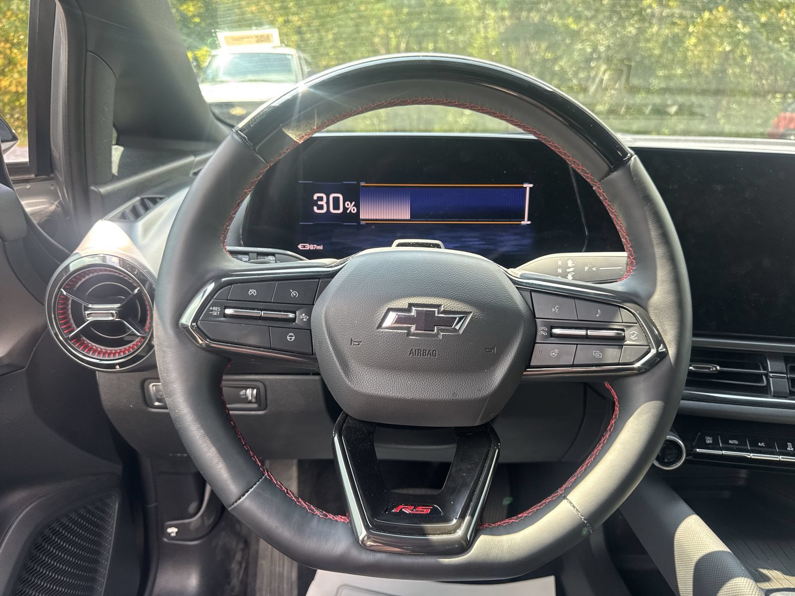 Used 2024 Chevrolet Equinox EV RS FWD image 14
