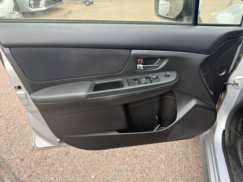 Used 2014 Subaru Crosstrek 2.0i Premium image 14