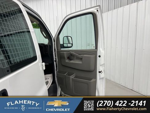 Used 2021 Chevrolet Express 2500 w/ Driver Convenience Package image 11