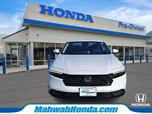 Used 2025 Honda Accord LX image 2