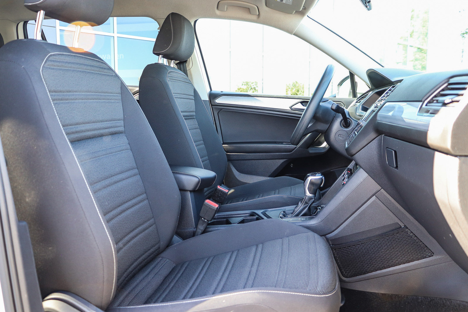 Used 2022 Volkswagen Tiguan S FWD image 17