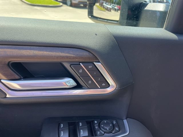 New 2026 Chevrolet Silverado 2500 High Country w/ Technology Package AWD/4WD image 18