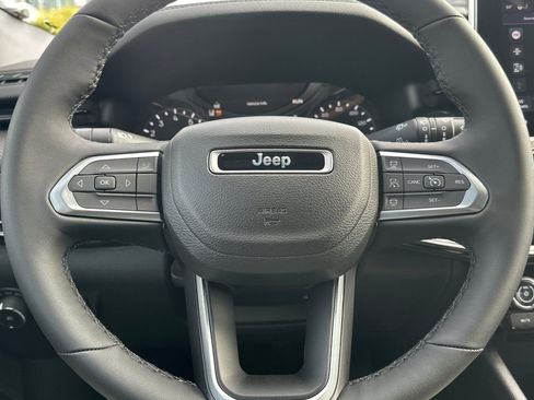 New 2026 Jeep Compass Limited image 27
