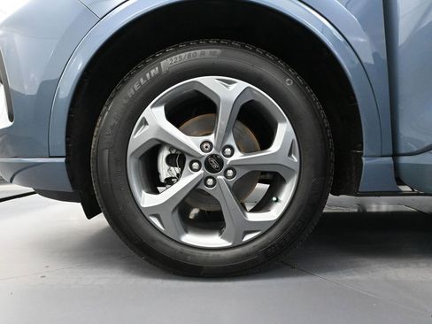 Used 2024 Ford Escape ST-Line w/ Tech Pack #1 image 17