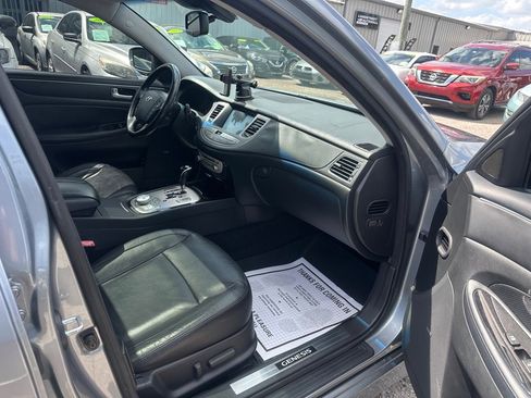Used 2014 Hyundai Genesis 5.0 R-Spec image 12