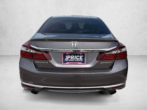 Used 2016 Honda Accord Sport image 4