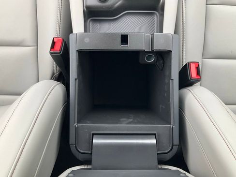 New 2026 Ford Explorer Active w/ Active Comfort Package image 36