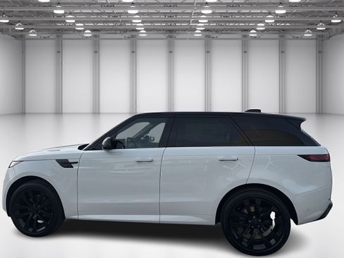 New 2026 Land Rover Range Rover Sport Dynamic SE image 8