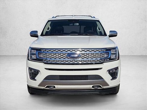 Used 2021 Ford Expedition Platinum image 2