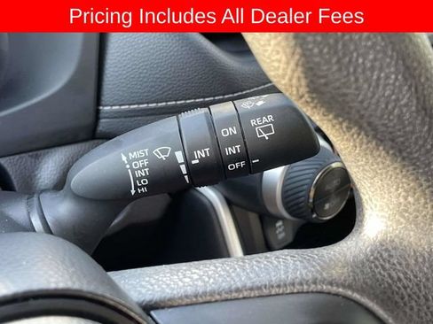 Used 2025 Toyota RAV4 XLE AWD/4WD image 27