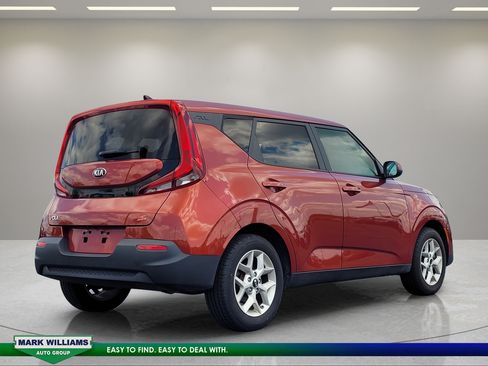 Used 2021 Kia Soul S FWD image 4