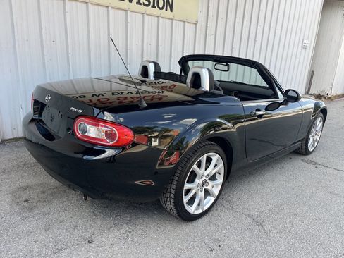 Used 2015 MAZDA MX-5 Miata Grand Touring image 3