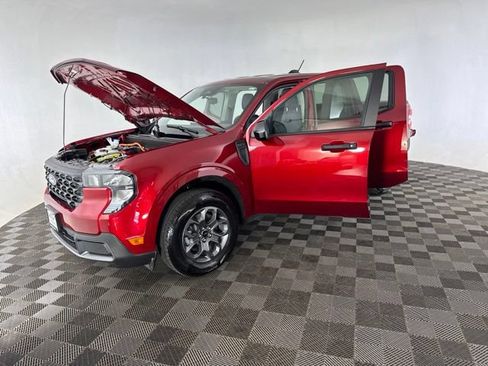 Used 2025 Ford Maverick XLT w/ XLT Luxury Package FWD image 12