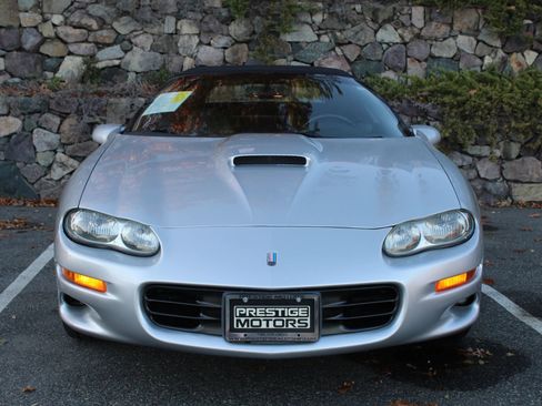 Used 2000 Chevrolet Camaro Z28 w/ SS Performance/Appearance Pkg image 3