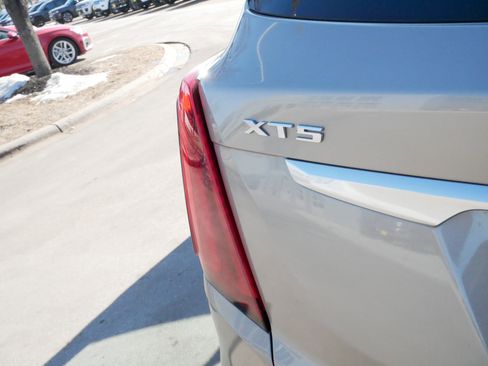 Used 2023 Cadillac XT5 Premium Luxury w/ Technology Package image 17