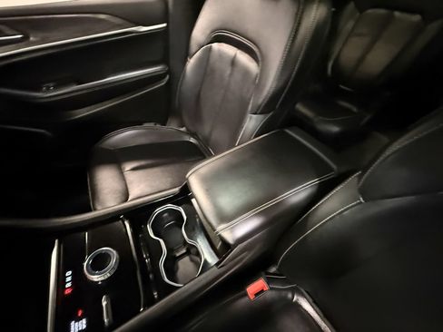 Used 2022 Jeep Grand Cherokee L Limited AWD/4WD image 86