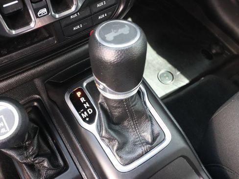 Used 2023 Jeep Wrangler Unlimited Sport AWD/4WD image 22
