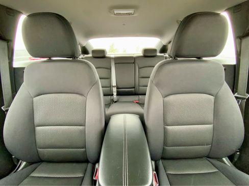 Used 2024 Chevrolet Malibu LT image 29