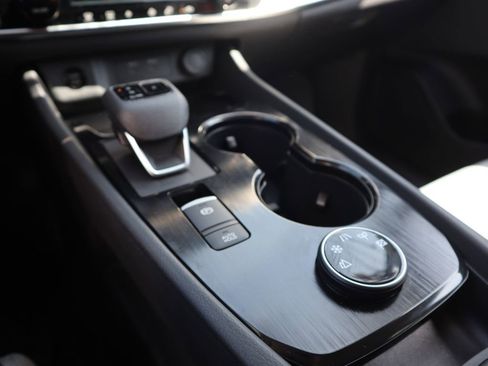 Certified 2025 Nissan Rogue SV image 24