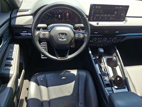 Used 2024 Honda Accord Sport image 11