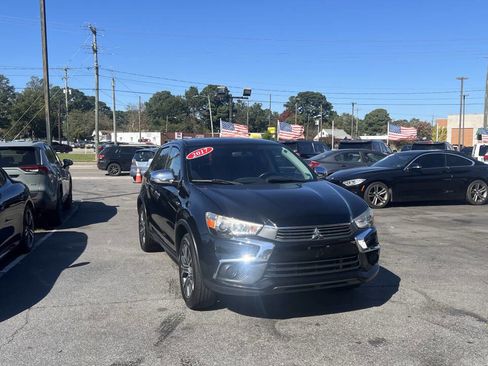 Used 2017 Mitsubishi Outlander Sport ES image 3