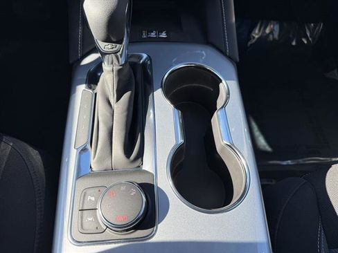 New 2026 Chevrolet Blazer LT image 24