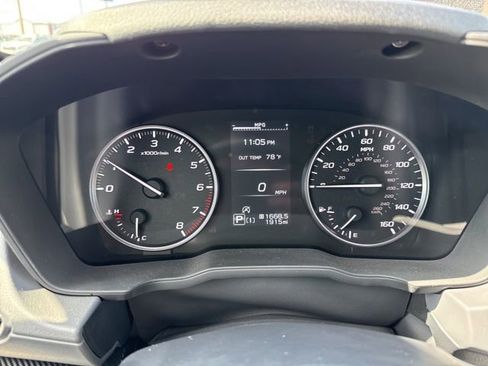 Used 2024 Subaru Crosstrek 2.0i Premium w/ Crosstrek Mirror Package image 14